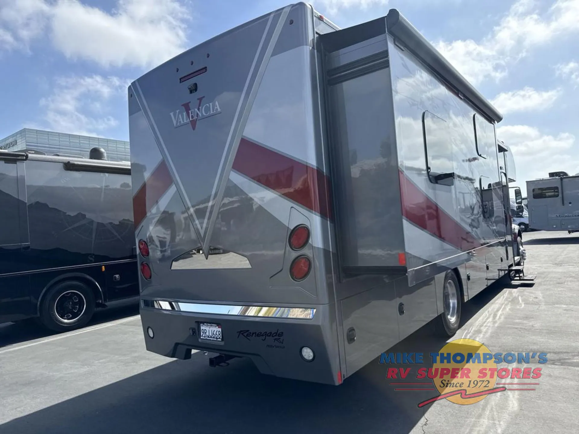 2021 Renegade RV Valencia 38BB - Photo 4