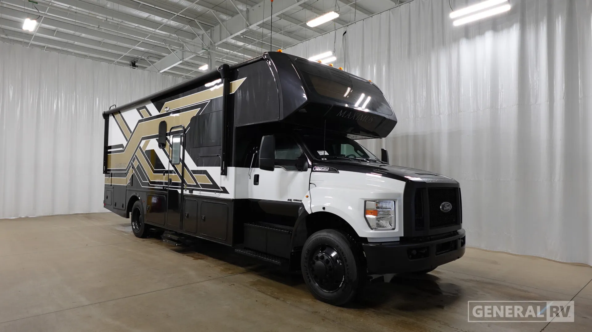 2027 NeXus RV Maximus 32MX - Photo 2