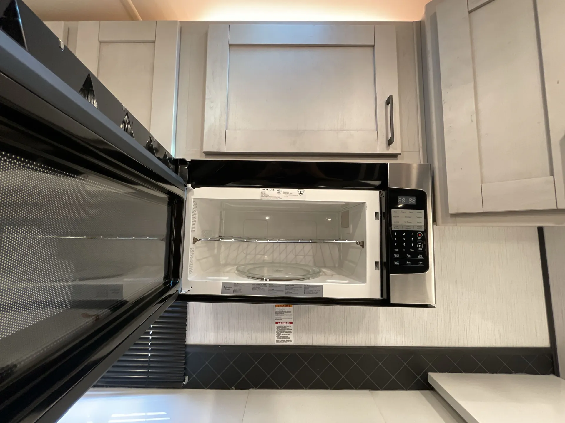2022 Heartland Torque Travel Trailer T331 — living area main