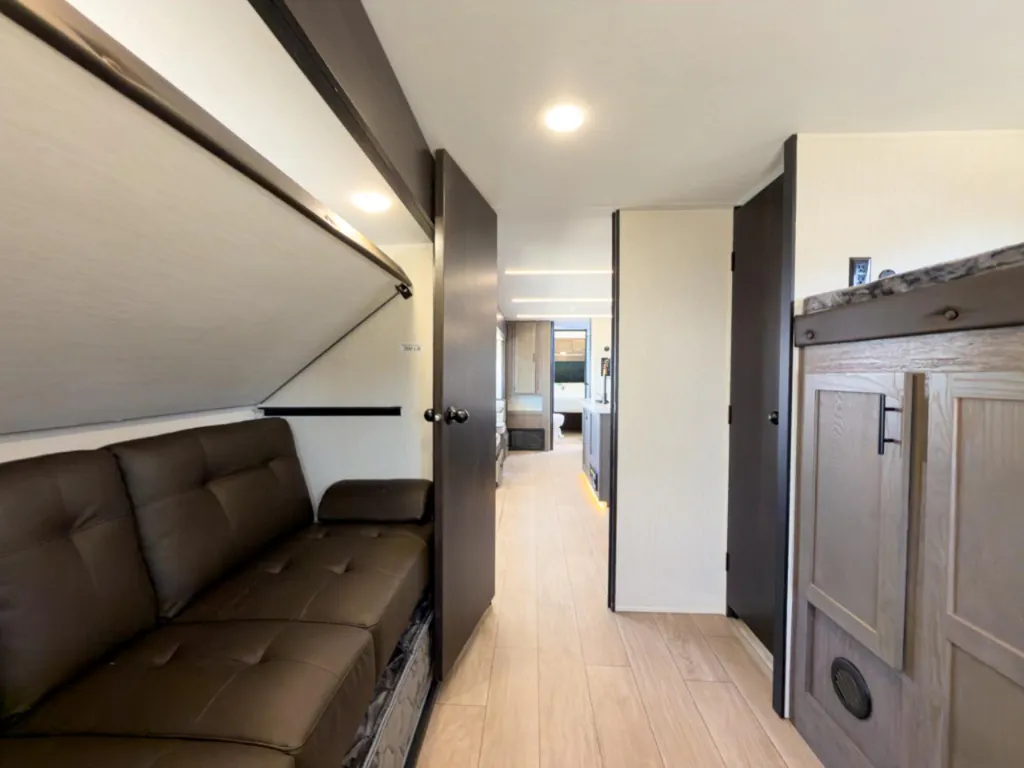 2026 Forest River Cherokee Alpha Wolf 33BH, Photos photo 49