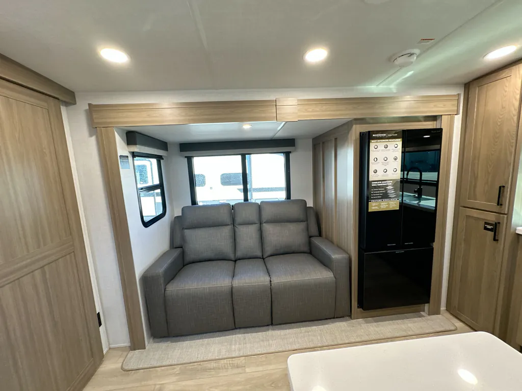 2027 Forest River Rockwood Mini Lite 2523MBR, Photos photo 41