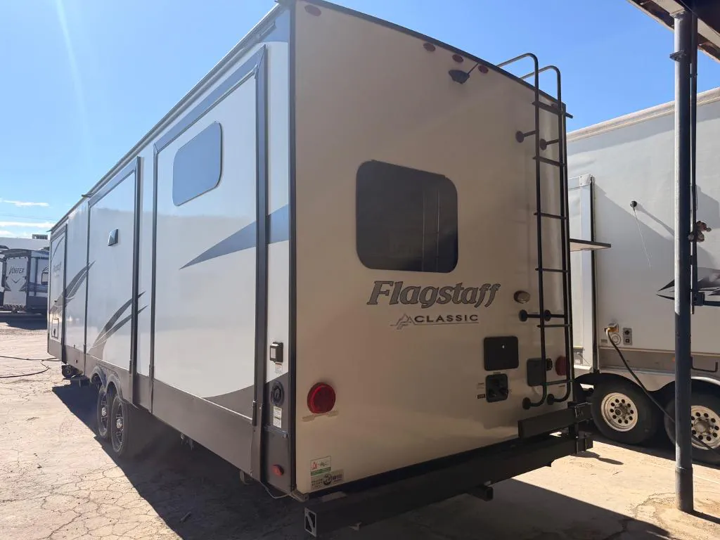 2023 Forest River Flagstaff Classic 832BWS — Photo 6