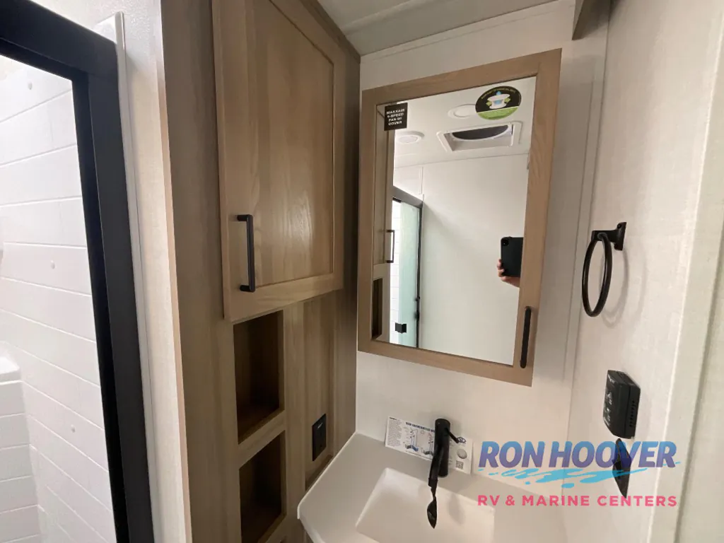 2027 Forest River Rockwood Ultra Lite 2921RL, Photos photo 23