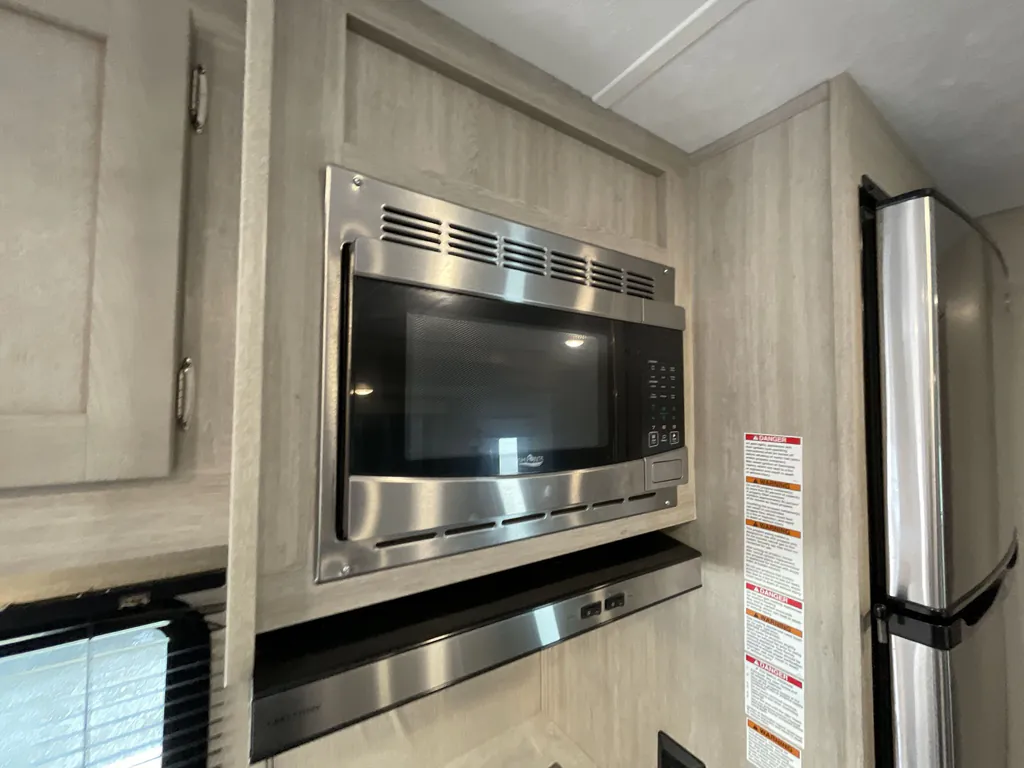 2022 Coachmen Catalina Legacy Edition 243RBS, Photos photo 12