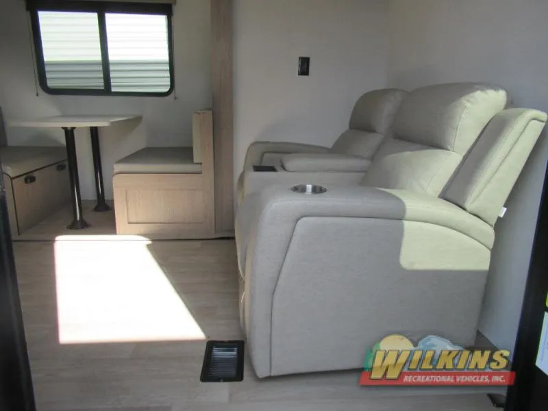 2026 Gulf Stream RV Ameri-Lite Ultra Lite 251RE - Photo 4