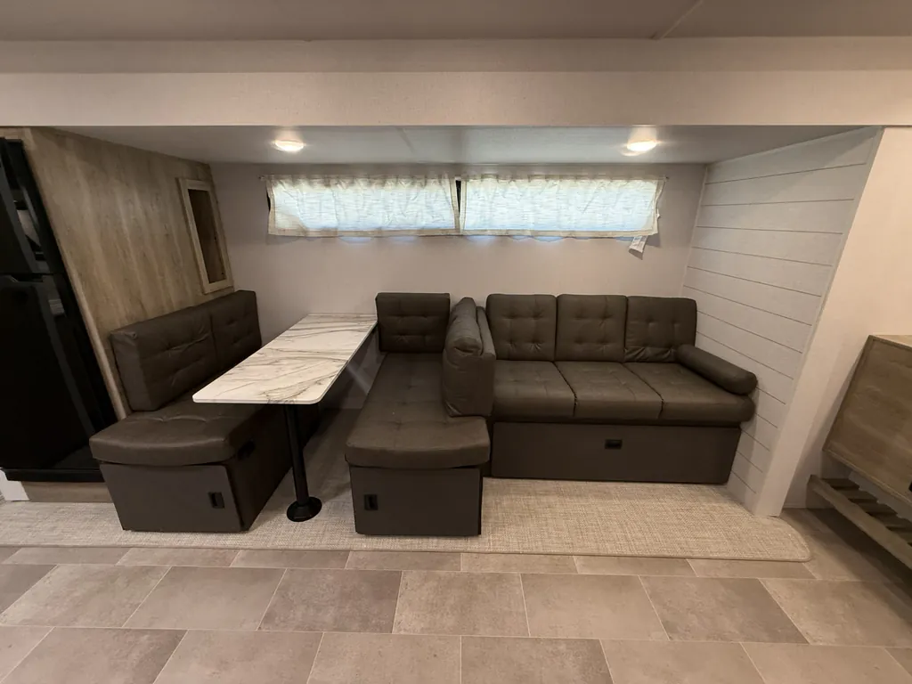 2026 Forest River Airelume 270, Photos photo 11