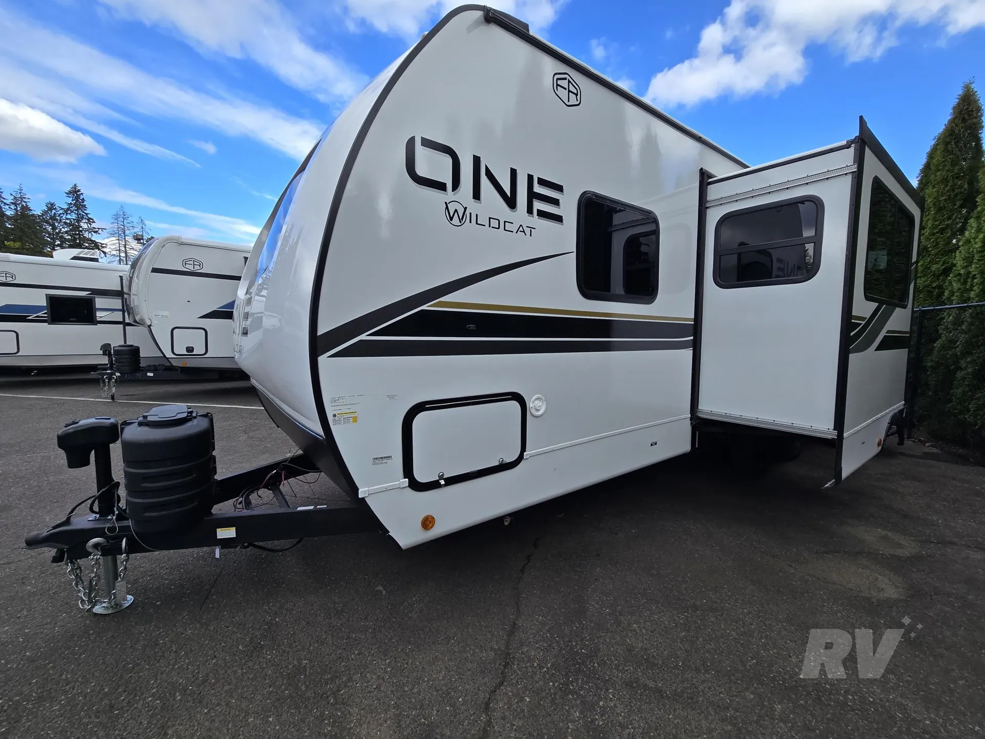 2027 Forest River Wildcat ONE 241DBEDS - Photo 4