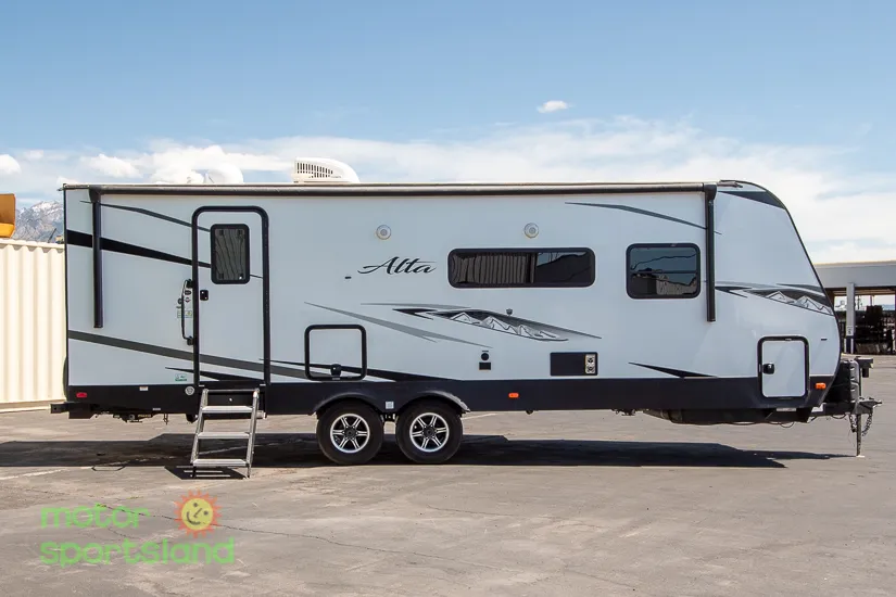 2022 East to West Alta 2600KB - Photo 4