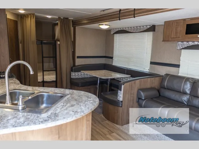 2017 Dutchmen RV Aspen Trail 2810BHS - Photo 2