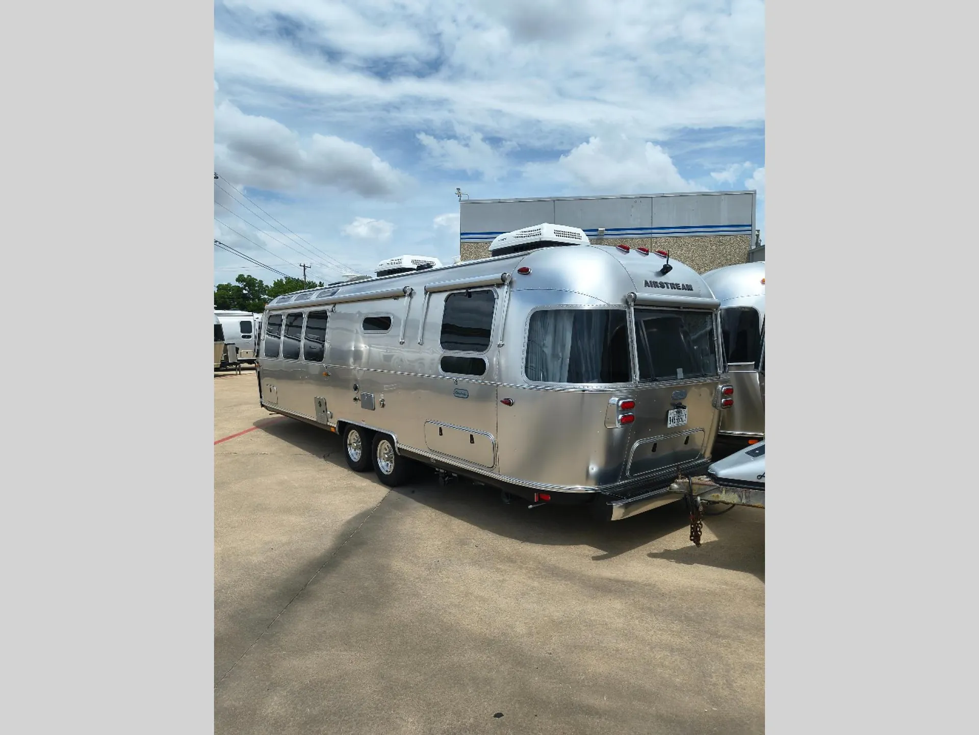 2021 Airstream Globetrotter 30RB - Photo 4