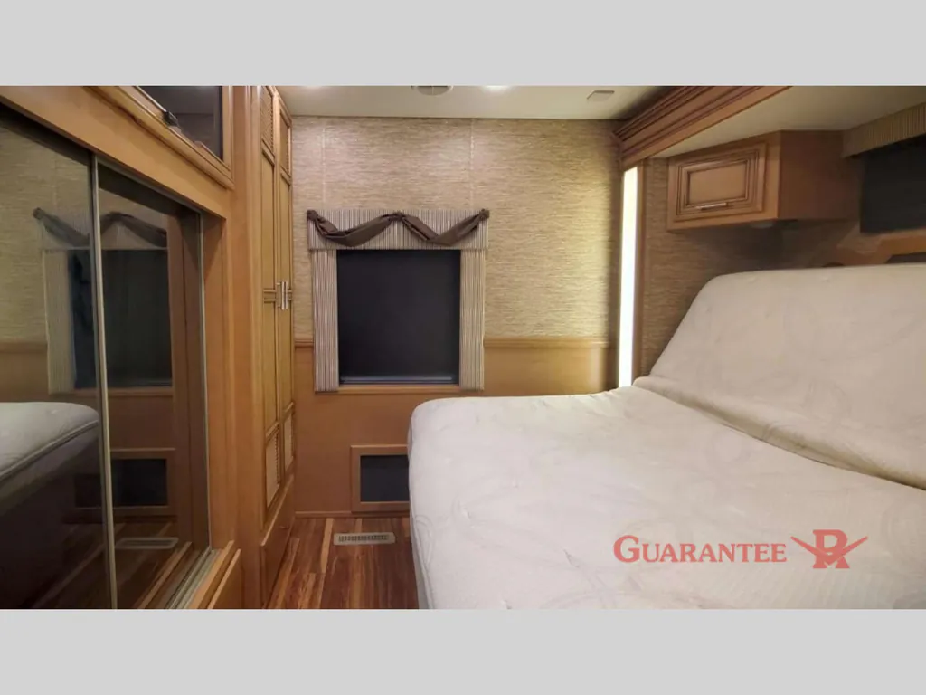 2017 Newmar Canyon Star 3914, Photos photo 17
