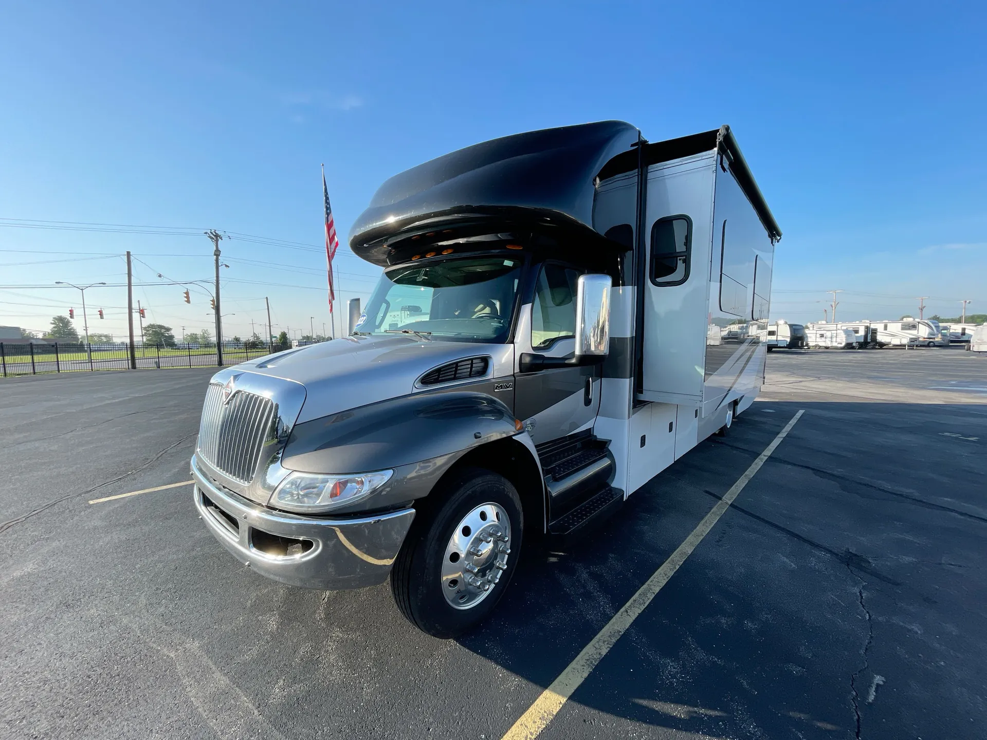2022 nexus rv Ghost 37DS — living area main