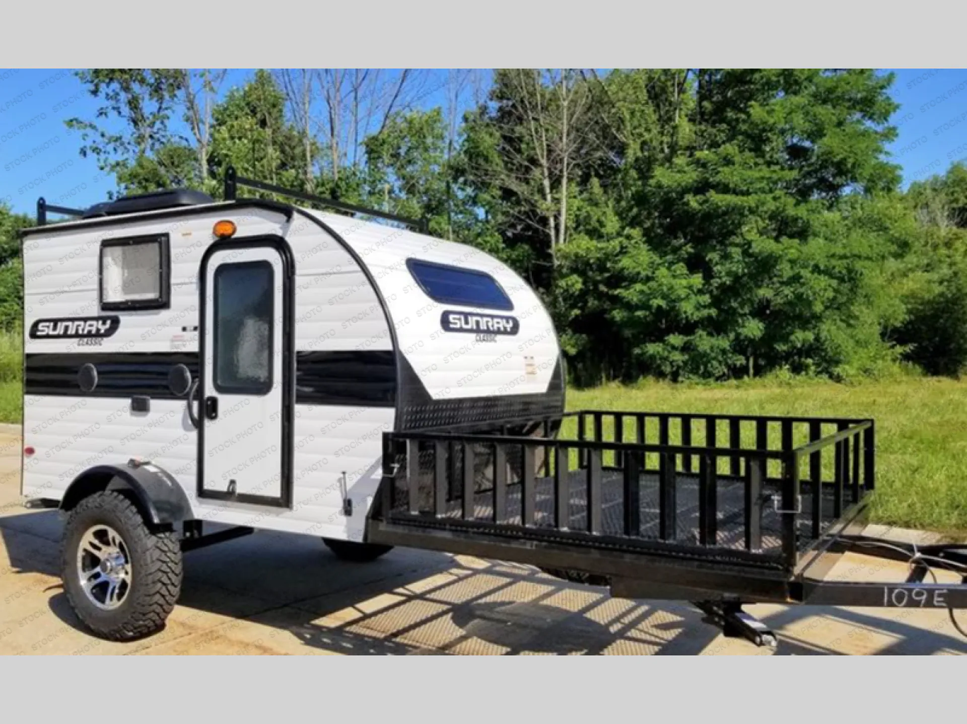 2022 Sunset Park RV SunRay 109E - Photo 2