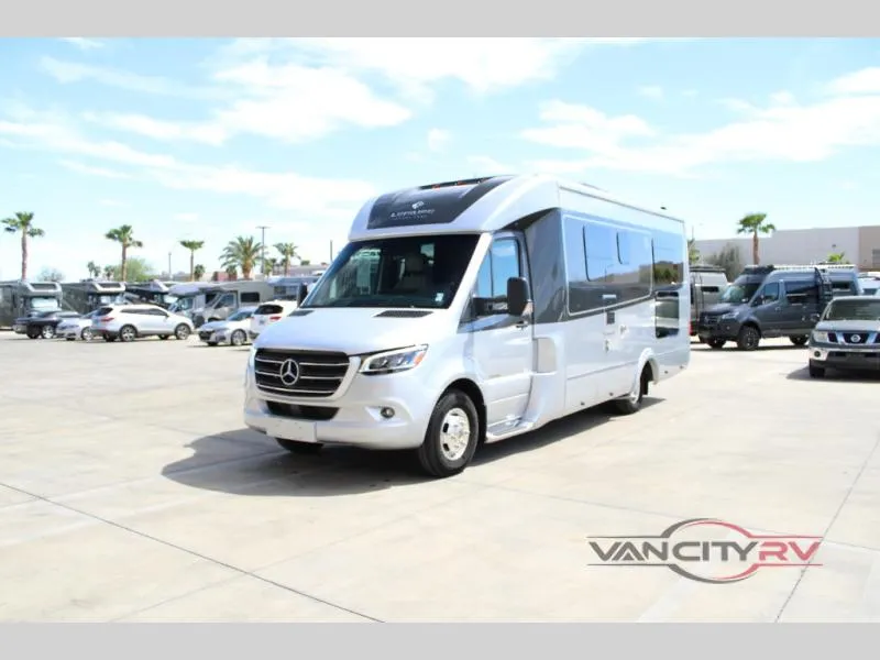 2023 Leisure Travel Unity U24RL - Photo 2