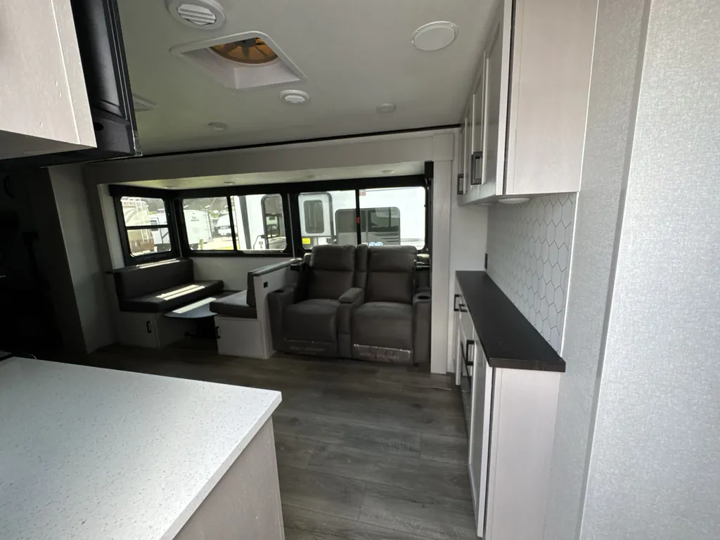 2026 Jayco Jay Feather 29QBH, Photos photo 8