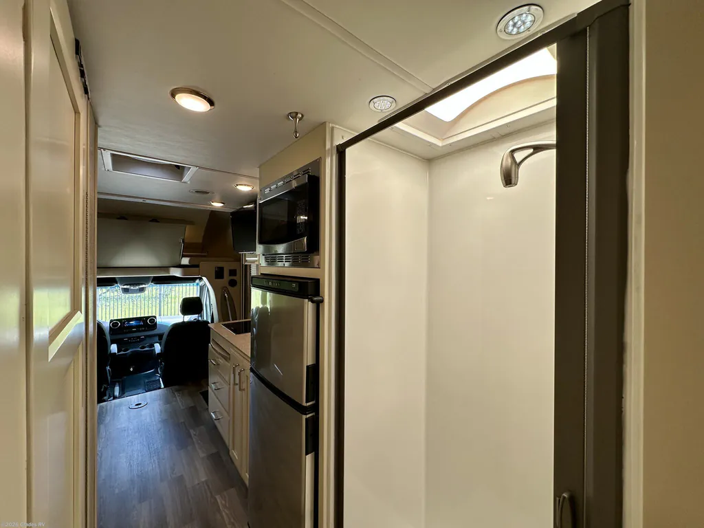 2021 Tiffin Wayfarer 25 SW, Photos photo 8