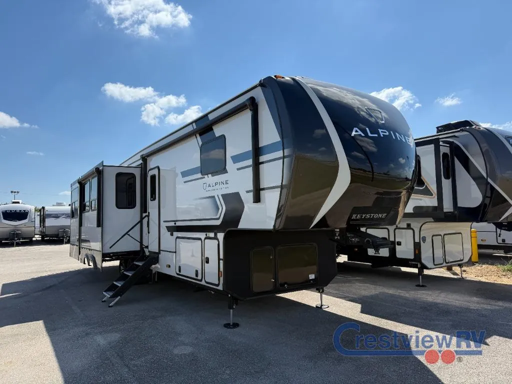 2026 Keystone Alpine Avalanche Edition 366LS - Photo 3
