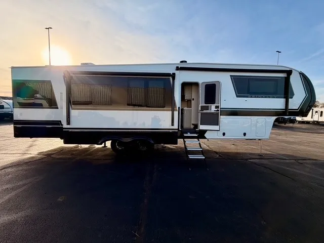 2026 Brinkley Model Z 3515 - Photo 3