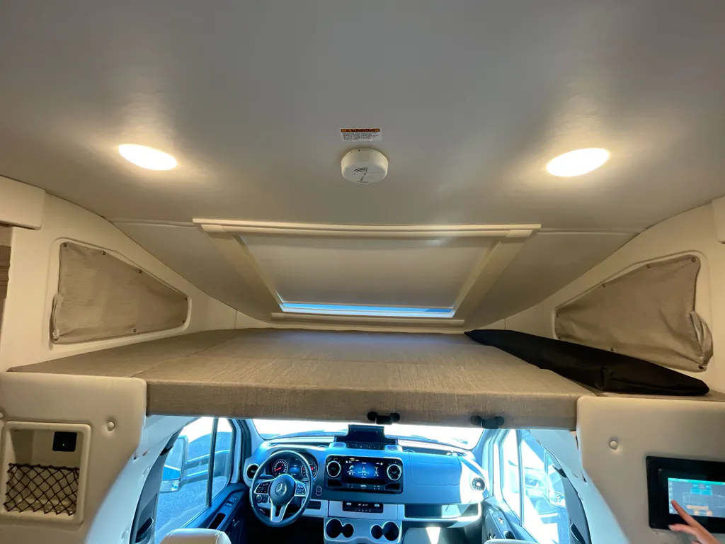2023 Thor Motor Coach Tiburon 24FB, Photos photo 25