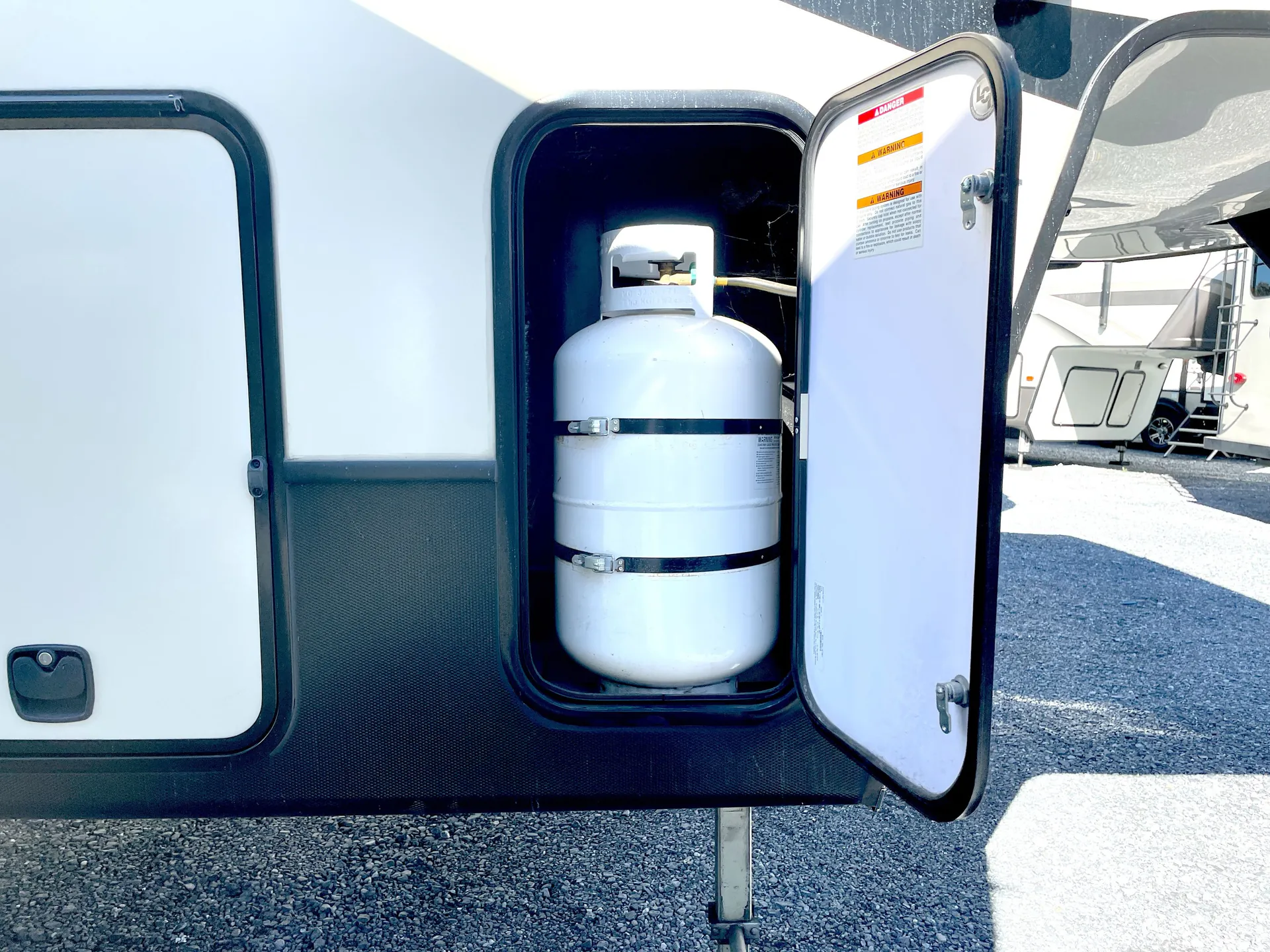 2019 Keystone Cougar 315RLS — living area main