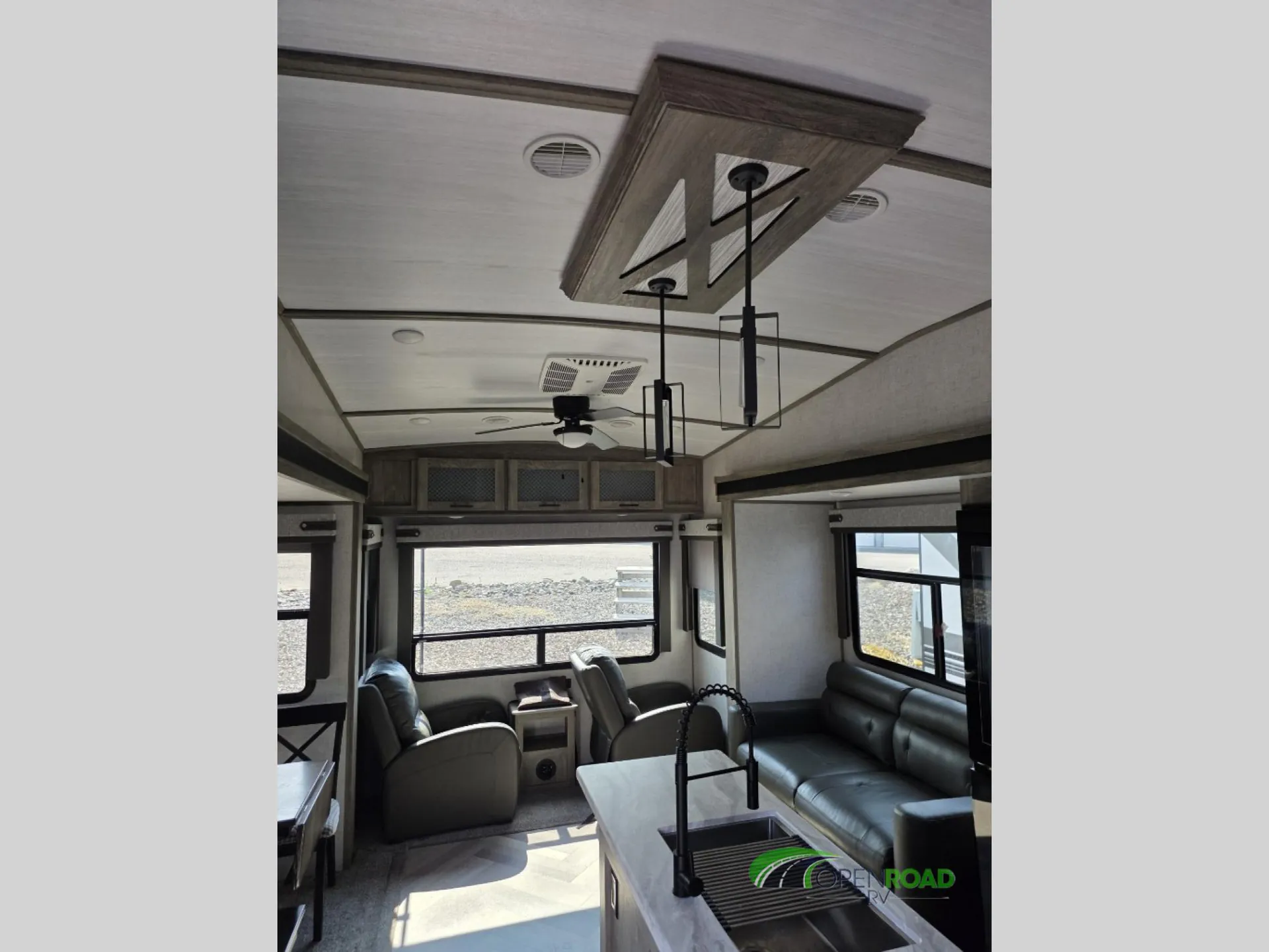 2021 Forest River Wildwood Heritage Glen 286RL — Photo 6