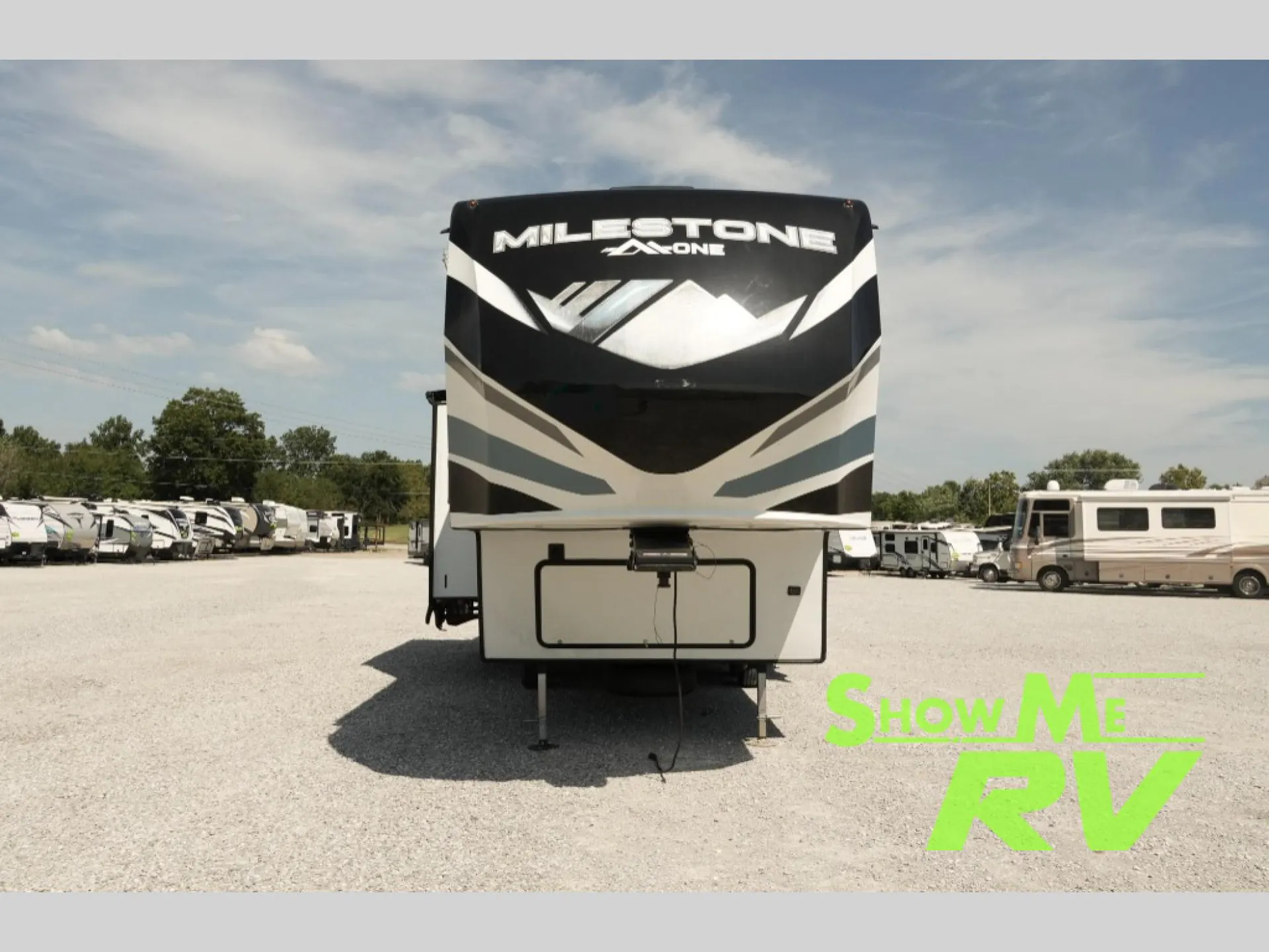 2021 Heartland Milestone M-One 28RL - Photo 4