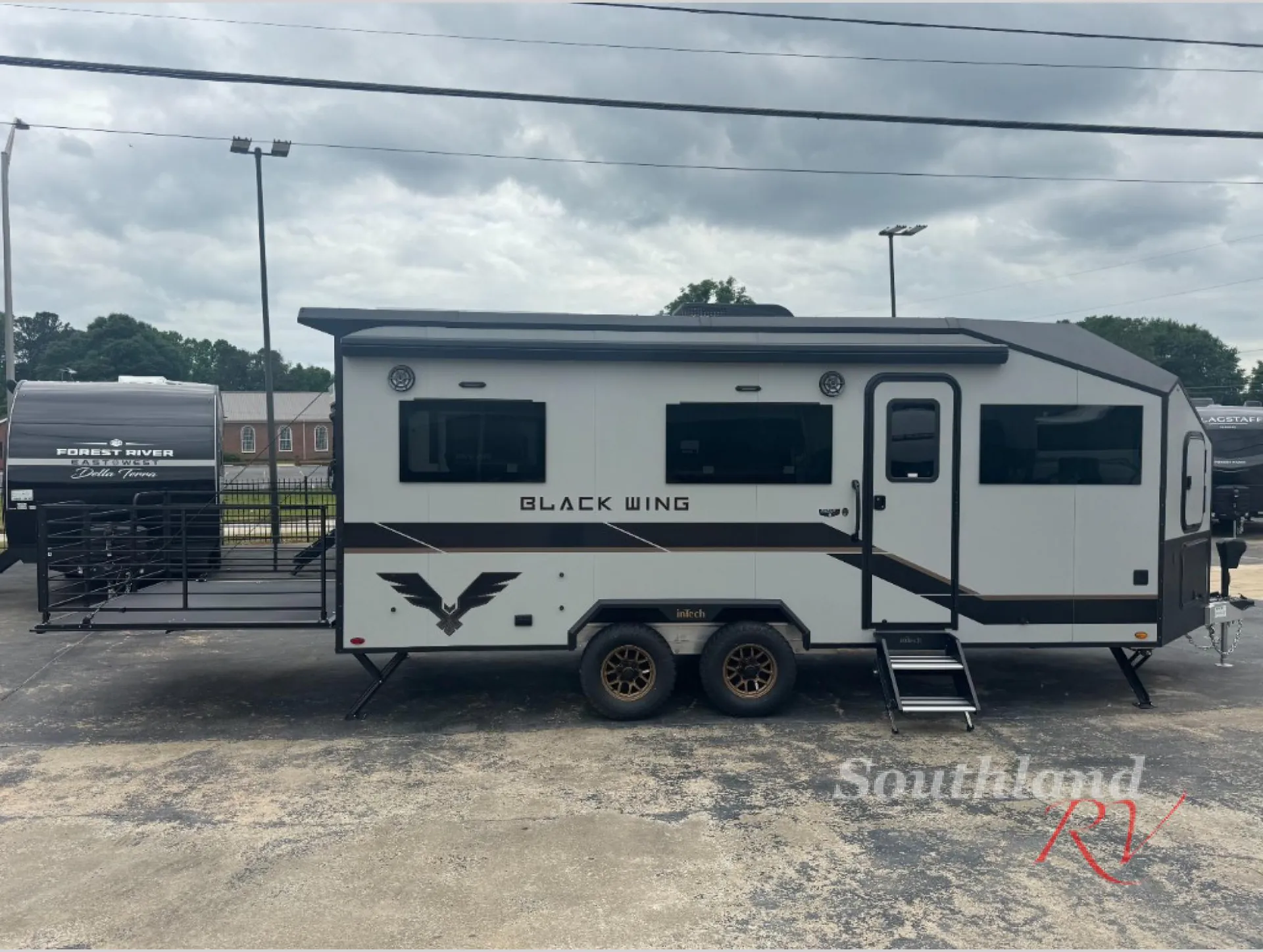 2026 inTech Black Wing 826 X - Photo 4