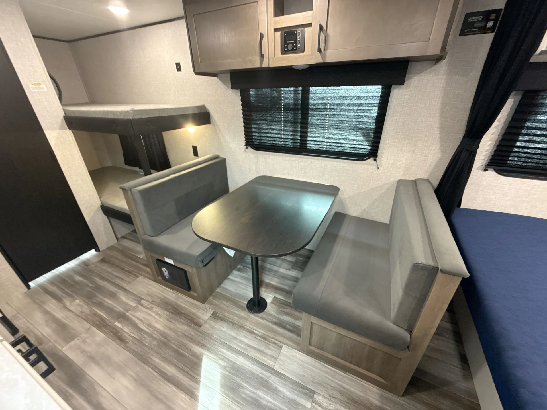 2025 Jayco Jay Flight SLX 175BH — living area main