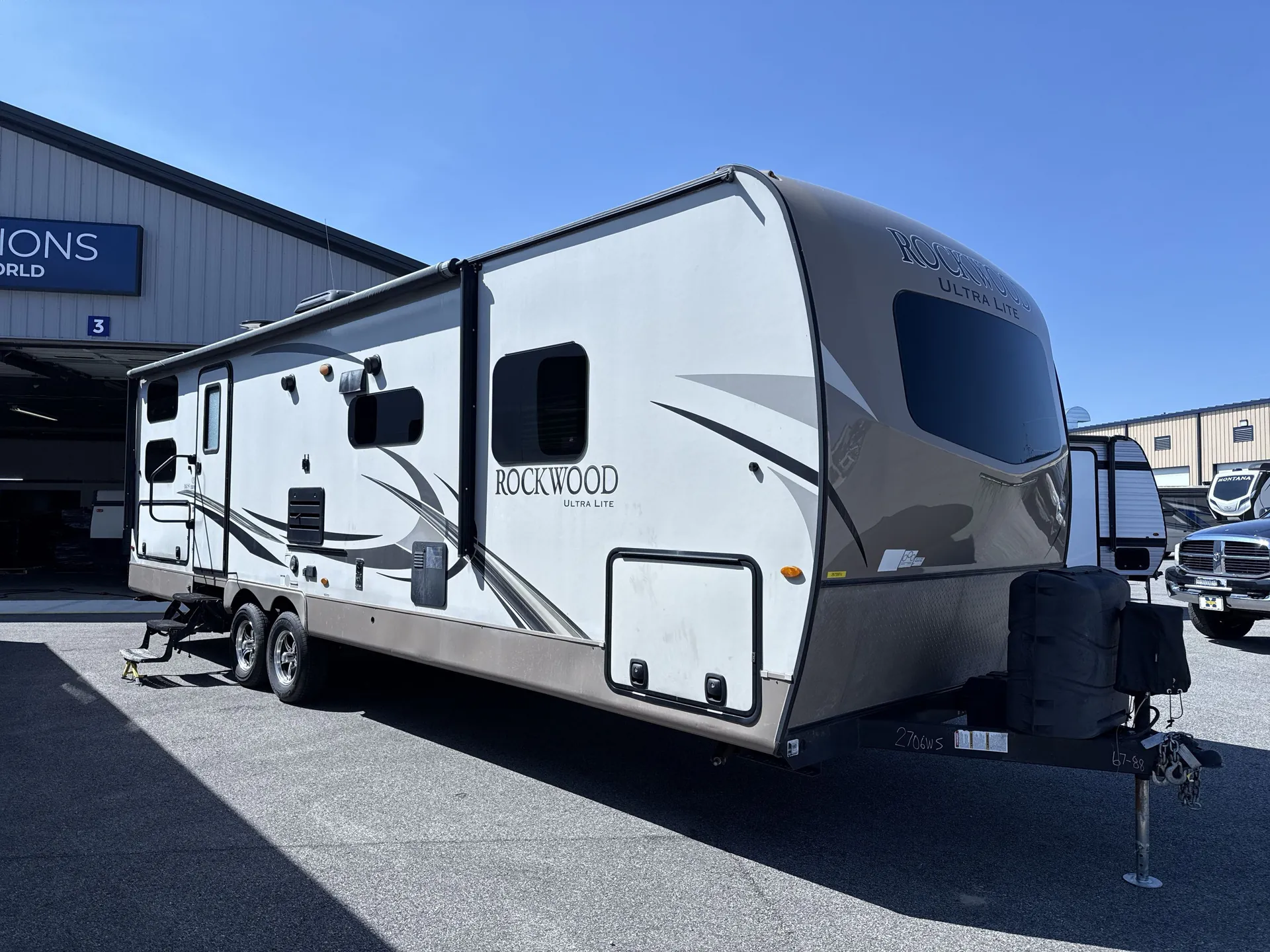 2019 Forest River Rockwood Ultra Lite 2706WS - Photo 2