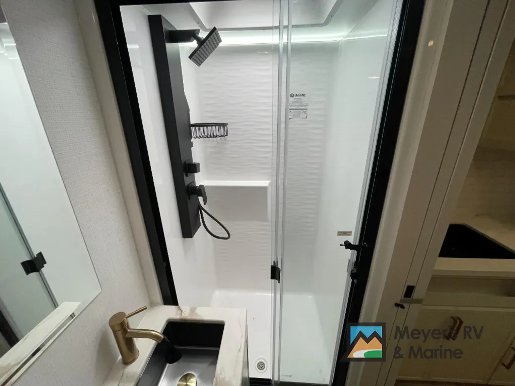 2026 Brinkley Model Ix 23X, Photos photo 13