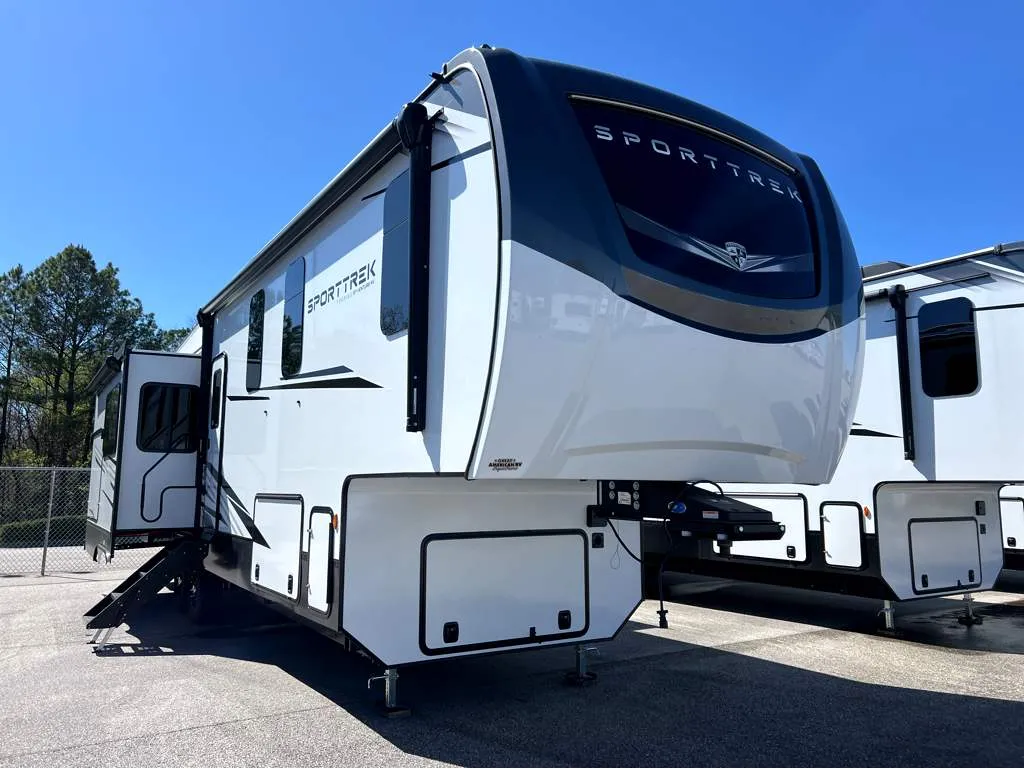 2026 Venture RV SportTrek 5 Touring Edition STTF353VIK - Main photo