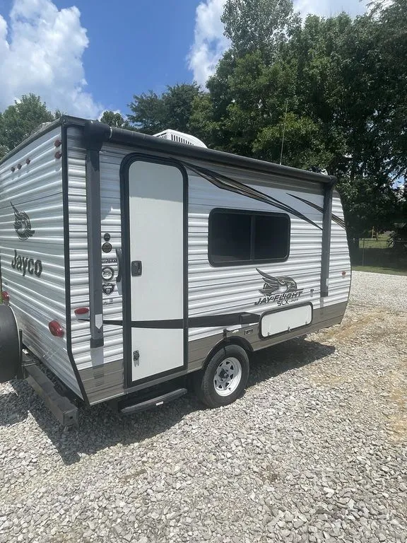 2018 Jayco Jay Flight SLX 145RB - Photo 2