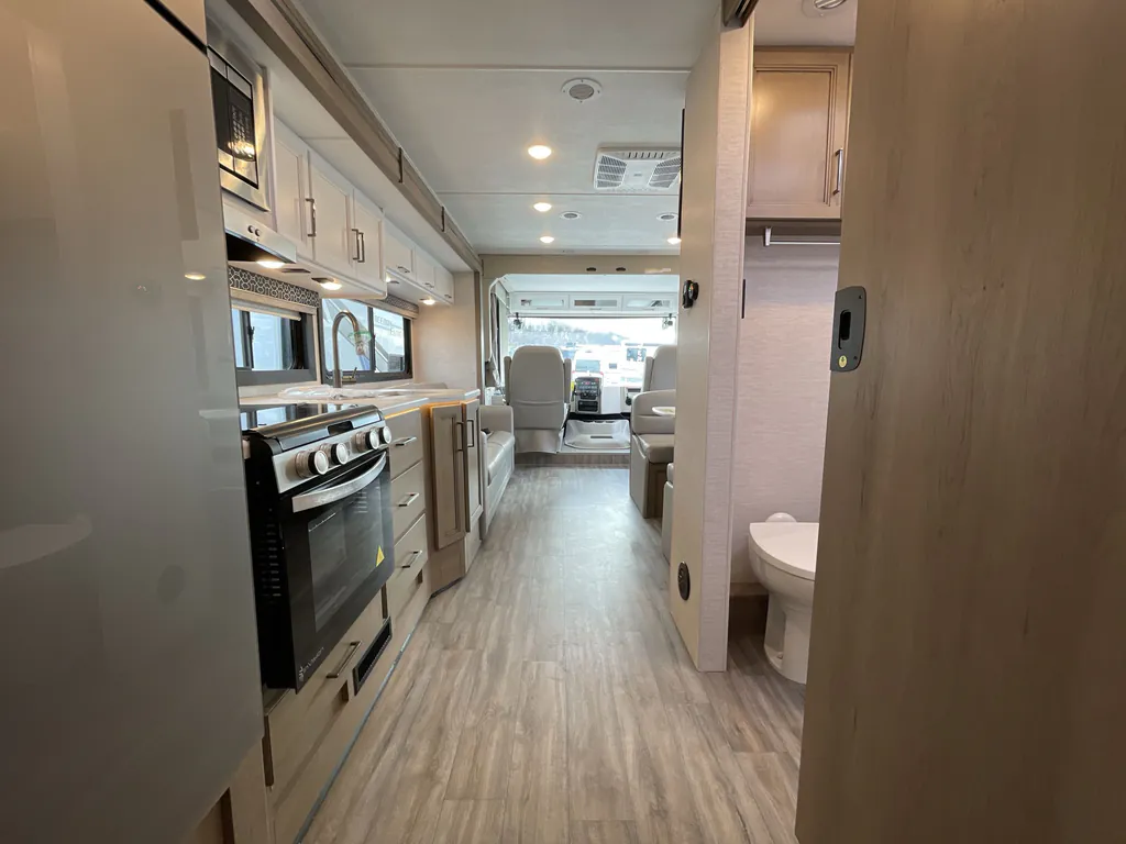 2026 Thor Motor Coach Freedom Traveler A29, Photos photo 26