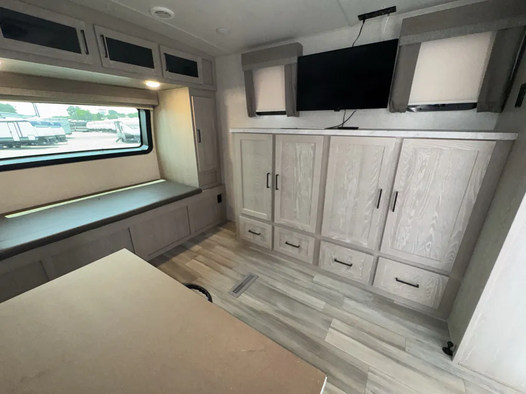 2023 Forest River Flagstaff Super Lite 29RLBS, Photos photo 16