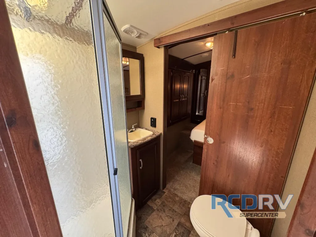 2015 Keystone Outback 298RE, Photos photo 24