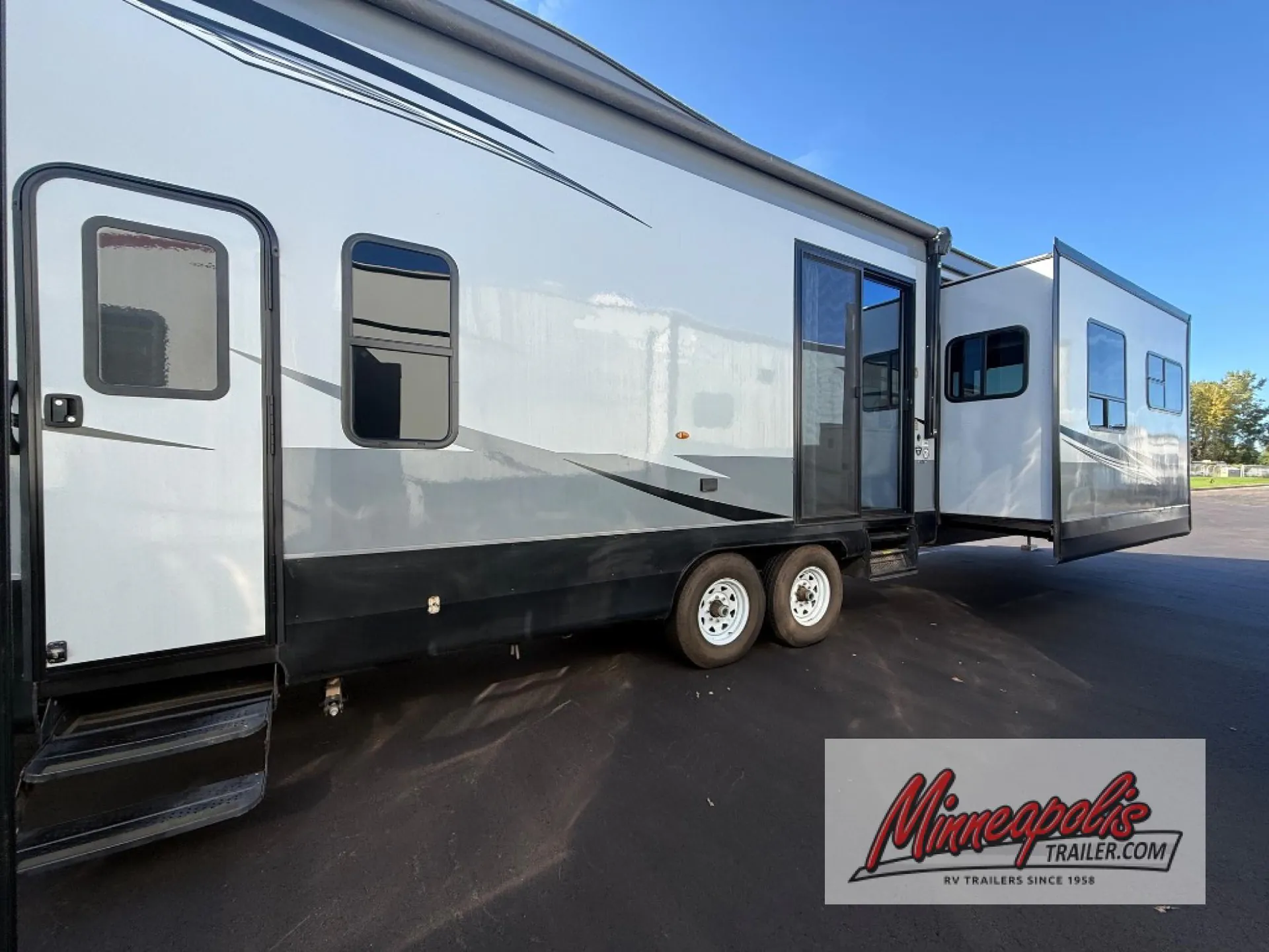 2020 Jayco Jay Flight Bungalow 40LOFT - Photo 4