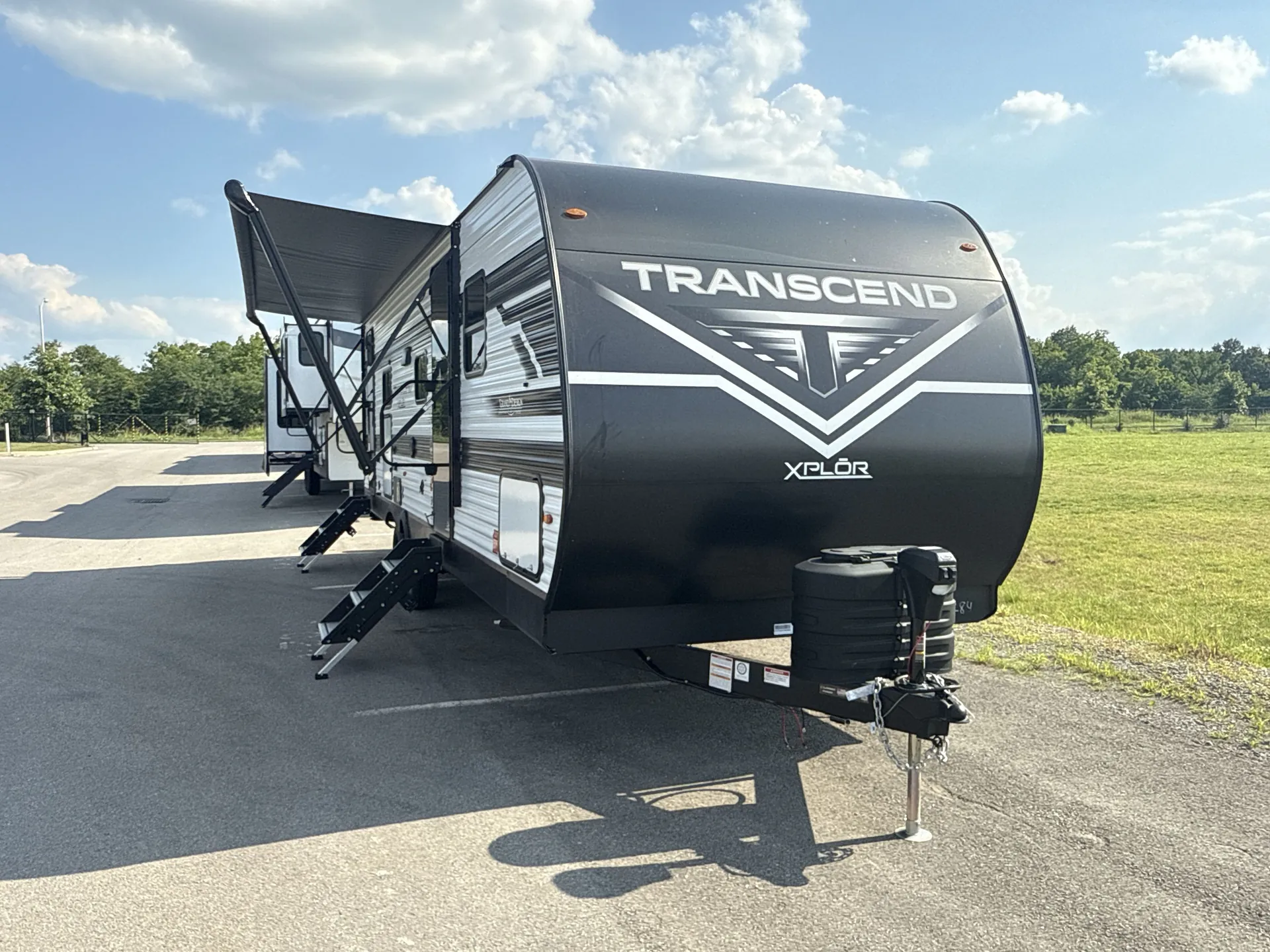 2026 Grand Design Transcend Xplor 27DBX - Photo 2