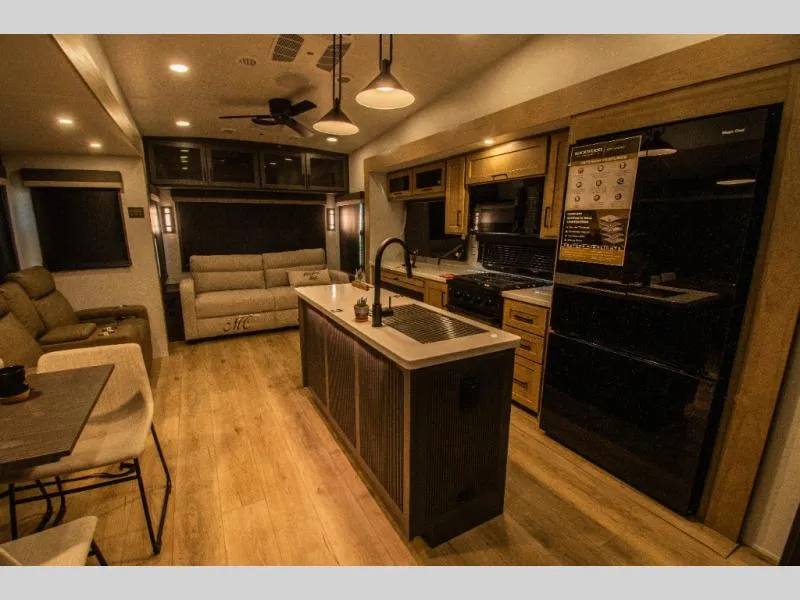 2026 Forest River Rockwood Signature 401SFB - Photo 3