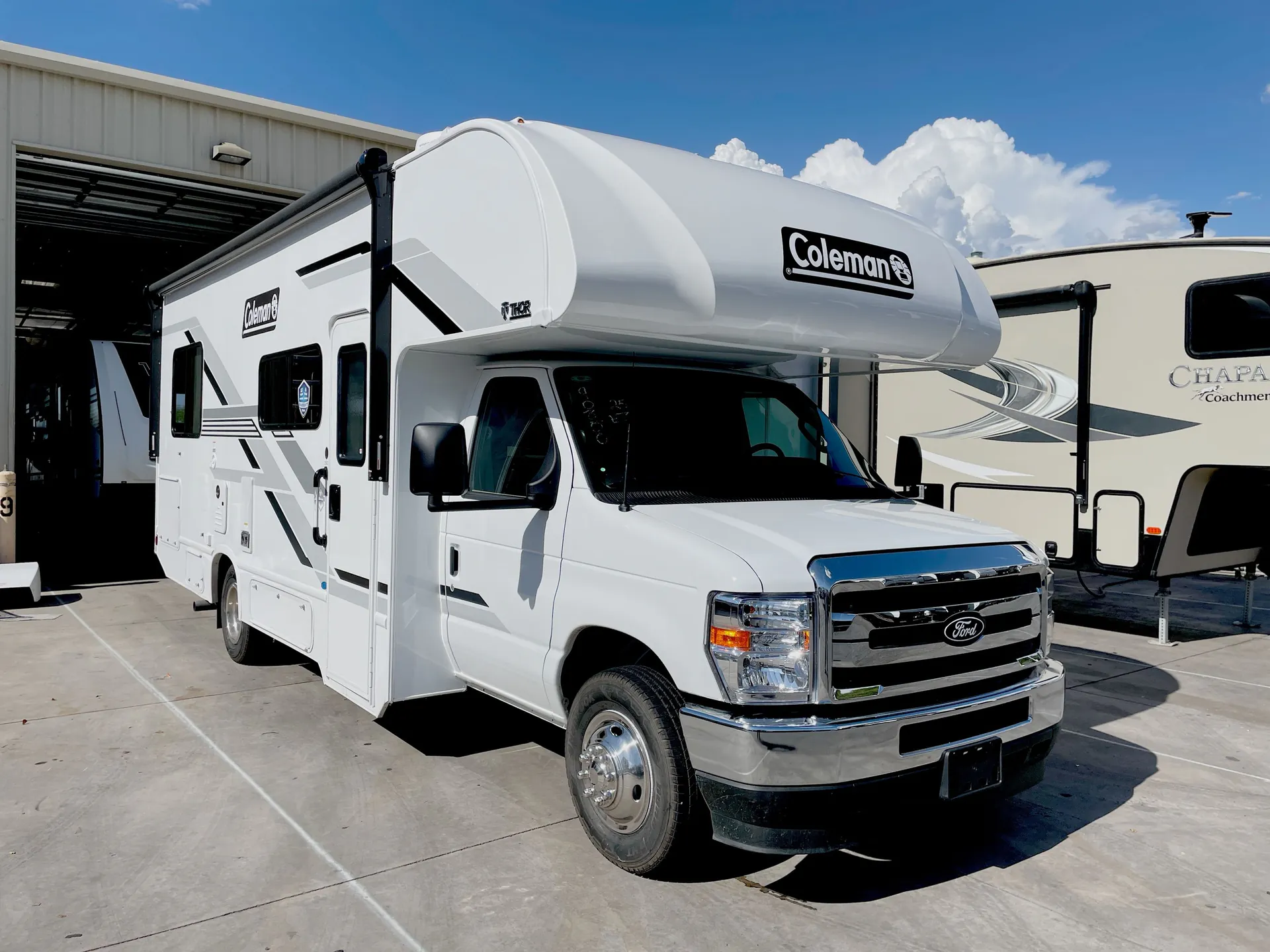 2026 Thor Motor Coach Coleman 25EZ - Photo 2