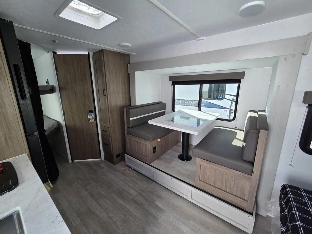 2026 Coachmen Freedom Express Select 21SE - Photo 4