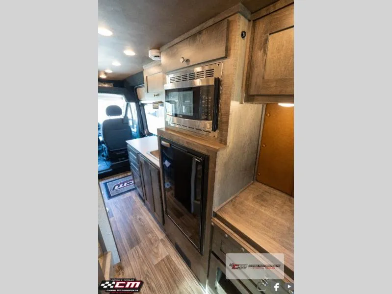 2025 Outback Customs Motorhome New    Ram ProMaster Chassis - Photo 4