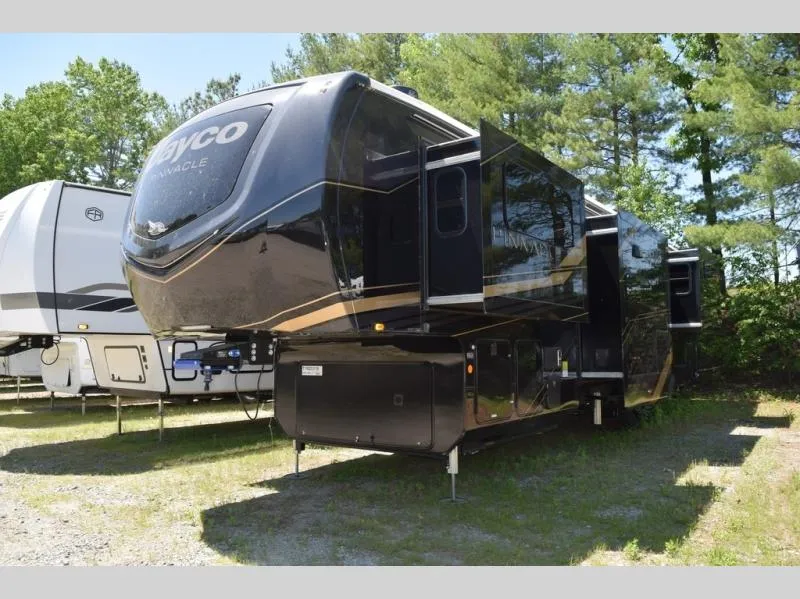 2026 Jayco Pinnacle 39FLOK - Photo 3