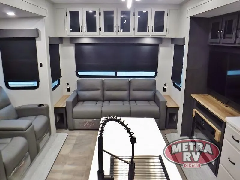 2026 Coachmen Brookstone 290RL - Photo 4
