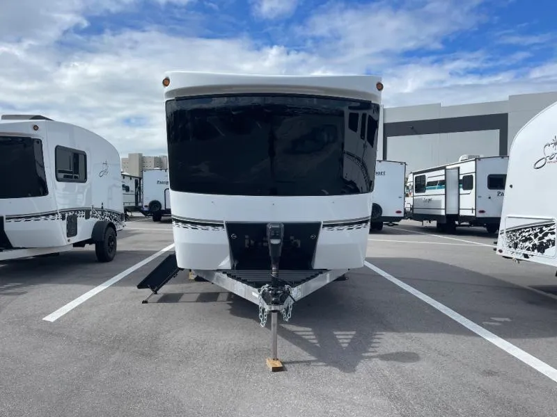 2026 inTech RV Sol HORIZON - Photo 3