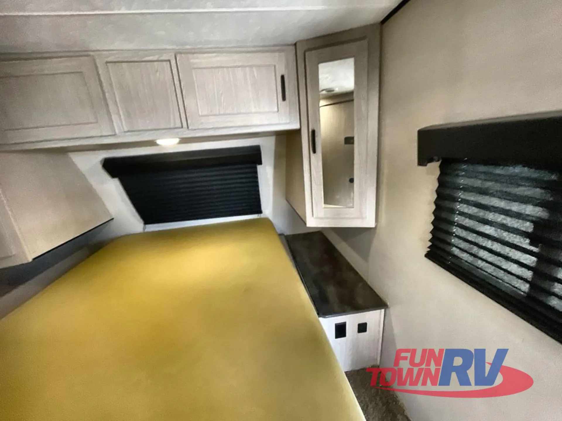2021 Coachmen Apex 256BHS - Photo 4