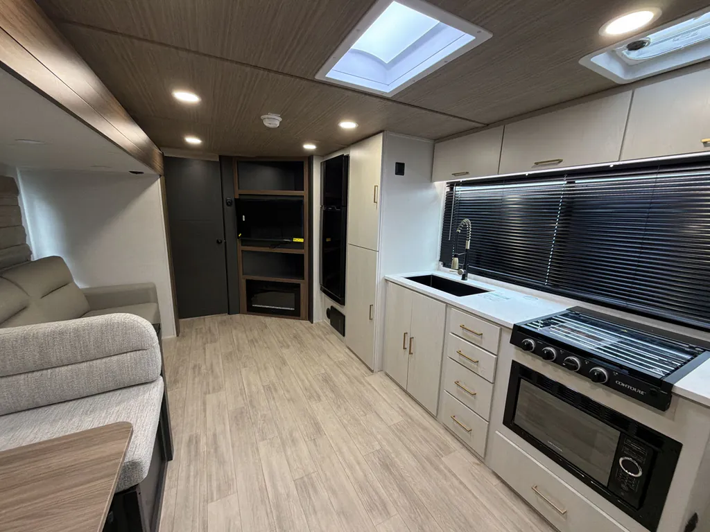 2026 Forest River Vibe Extreme Lite 2600RB, Photos photo 5