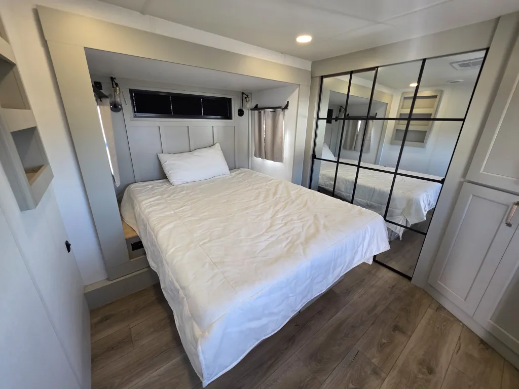 2024 Brinkley Model G 3500, Photos photo 62