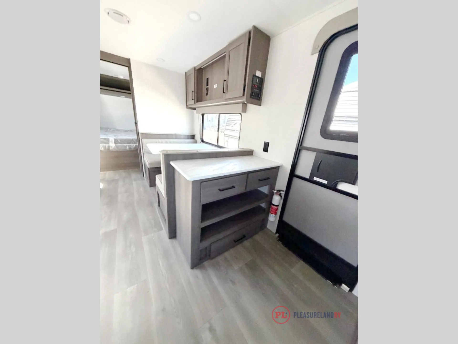 2025 Grand Design Transcend Xplor 25MLX - Photo 4