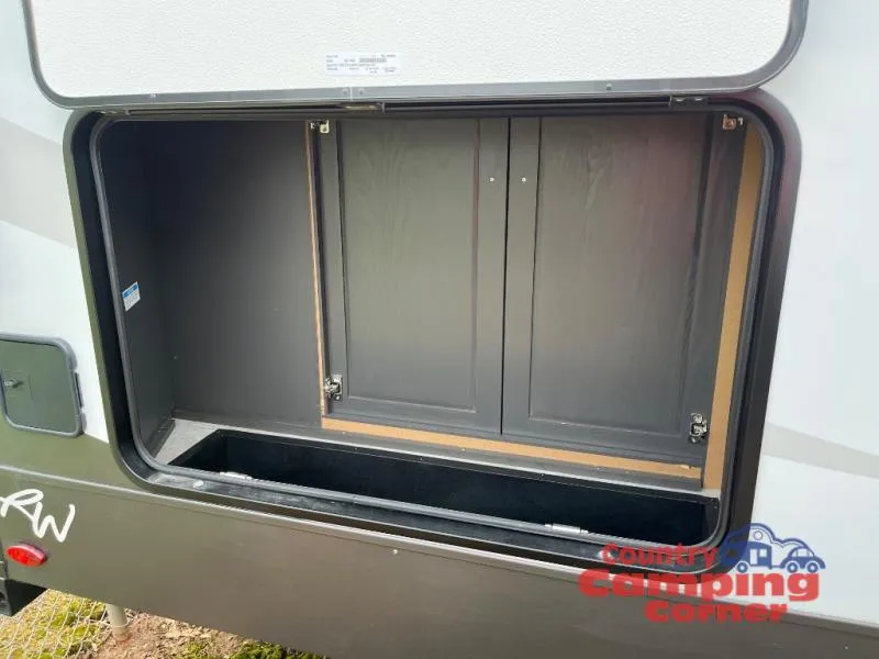 2026 Forest River RV Rockwood Ultra Lite 8339FK - Photo 4