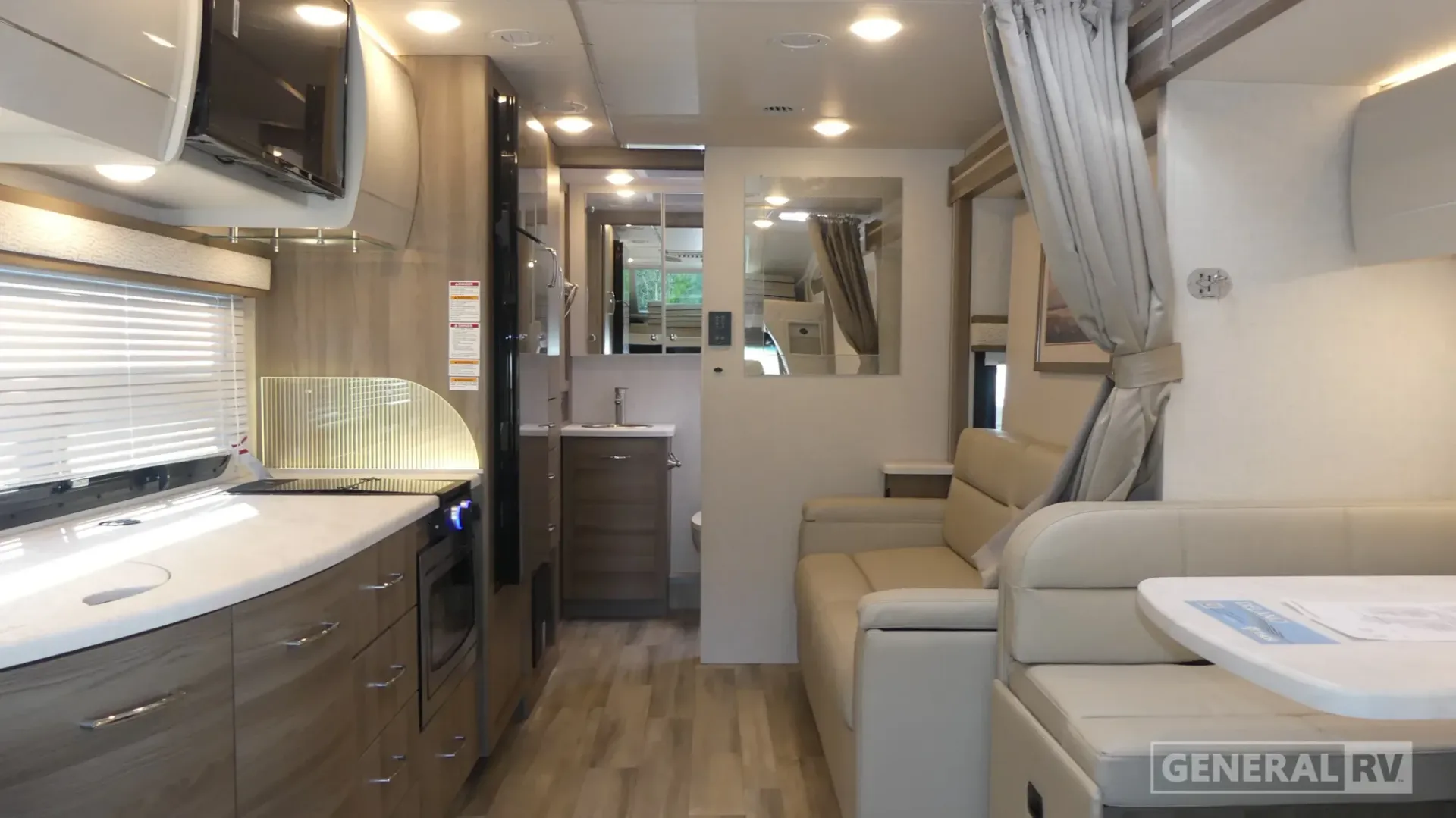 2026 Thor Motor Coach Delano 24FB - Photo 3